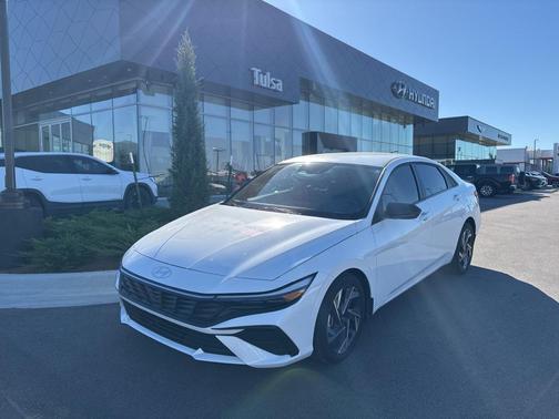 2025 Hyundai ELANTRA Sport