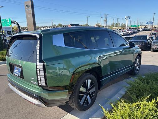 Ionosphere Green 2026 Hyundai IONIQ 9 SEL