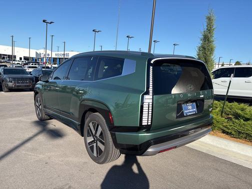 Ionosphere Green 2026 Hyundai IONIQ 9 SEL