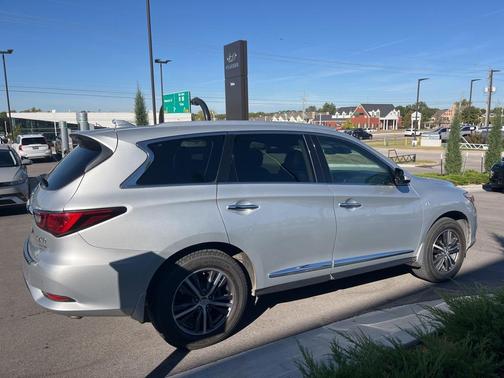 2019 INFINITI QX60 Luxe
