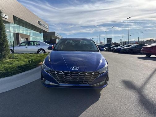 2021 Hyundai ELANTRA SEL