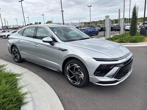Aero Silver 2026 Hyundai SONATA SEL