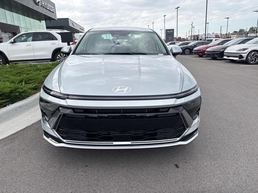 2026 Hyundai SONATA SEL