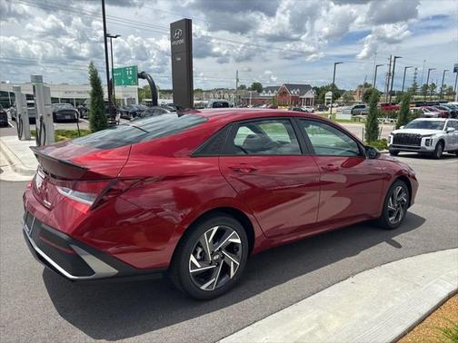 2025 Hyundai ELANTRA Sport