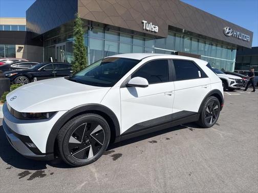 2025 Hyundai IONIQ 5 SE