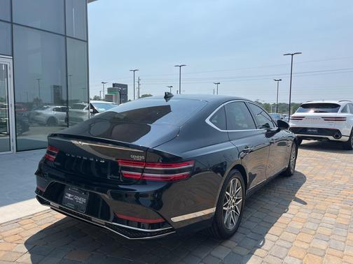 2025 Genesis G80 2.5T AWD