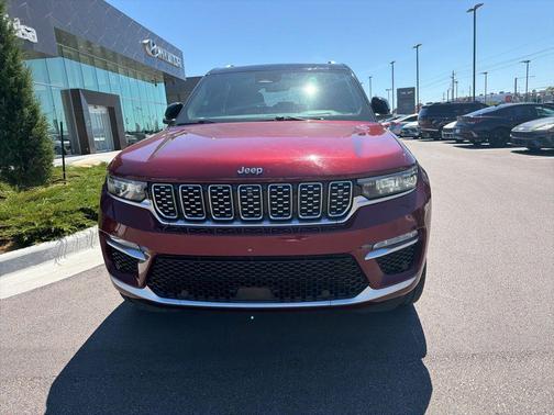 2022 Jeep Grand Cherokee Summit