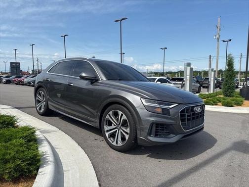 2020 Audi Q8 55 Premium Plus