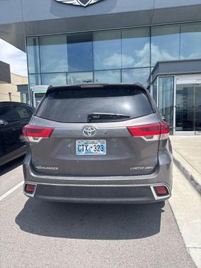 Predawn Gray Mica 2017 Toyota Highlander Limited Platinum