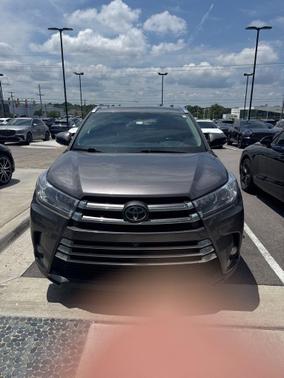 Predawn Gray Mica 2017 Toyota Highlander Limited Platinum
