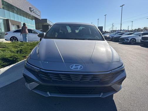 2026 Hyundai ELANTRA Sport