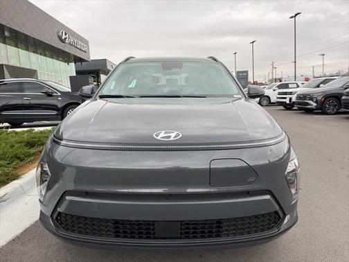 2025 Hyundai KONA EV SEL