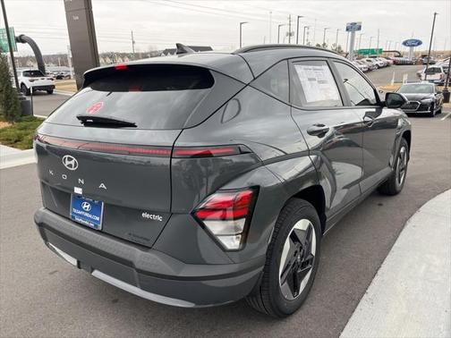 2025 Hyundai KONA EV SEL