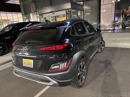 2022 Hyundai KONA Limited