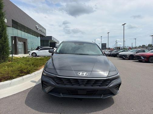 Ecotronic Gray 2026 Hyundai ELANTRA Limited