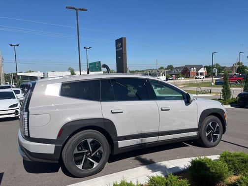 Cyber Gray 2026 Hyundai IONIQ 9 SE