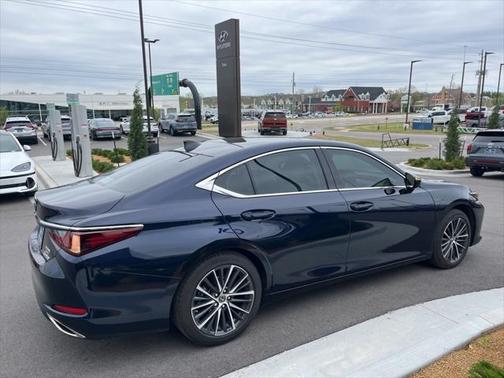 2025 Lexus ES 350 Base