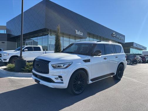 2023 INFINITI QX80 SENSORY