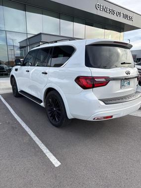 2023 INFINITI QX80 SENSORY