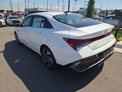 2025 Hyundai ELANTRA HEV Limited