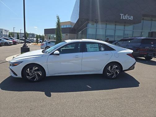 2025 Hyundai ELANTRA HEV Limited