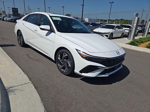 2025 Hyundai ELANTRA HEV Limited