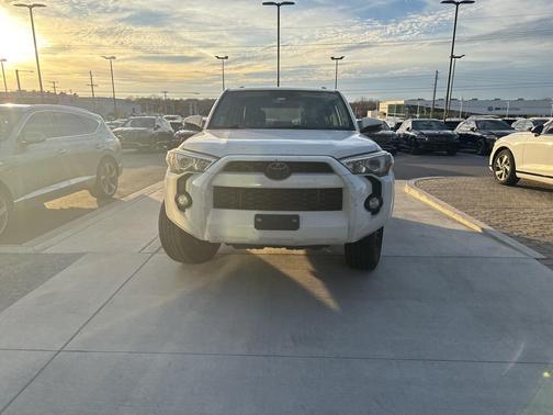 2016 Toyota 4Runner SR5