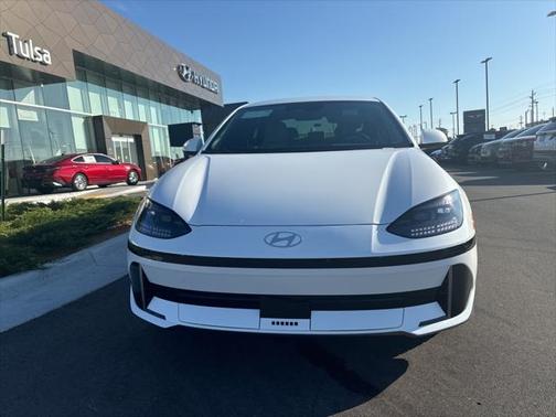 2025 Hyundai IONIQ 6 SEL