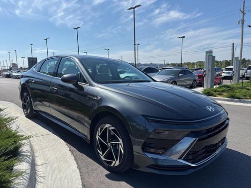 2026 Hyundai SONATA SEL