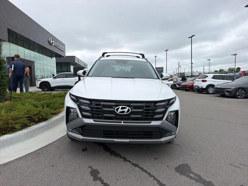 Serenity White Pearl 2025 Hyundai TUCSON SEL Convenience