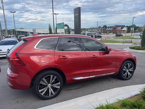 2023 Volvo XC60 B5 Plus Bright Theme