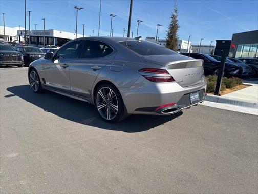 2024 Genesis G70 3.3T RWD Sport Advanced