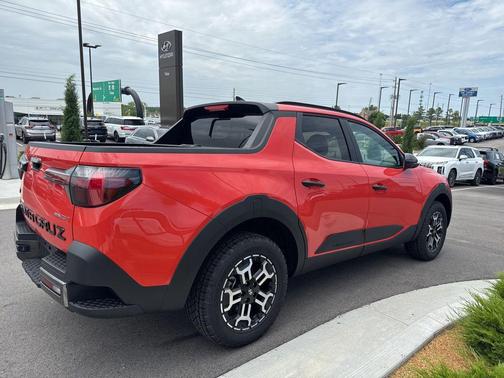 Canyon Red 2025 Hyundai SANTA CRUZ XRT