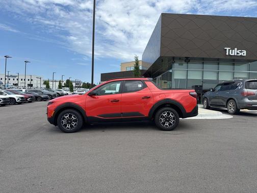 Canyon Red 2025 Hyundai SANTA CRUZ XRT