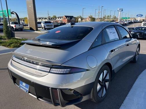 2025 Hyundai IONIQ 6 SE