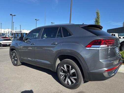 2023 Volkswagen Atlas Cross Sport 2.0T SE