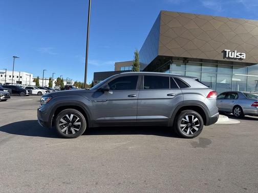 2023 Volkswagen Atlas Cross Sport 2.0T SE