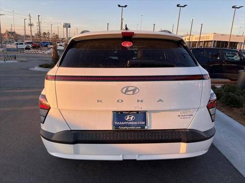 2025 Hyundai KONA EV SEL