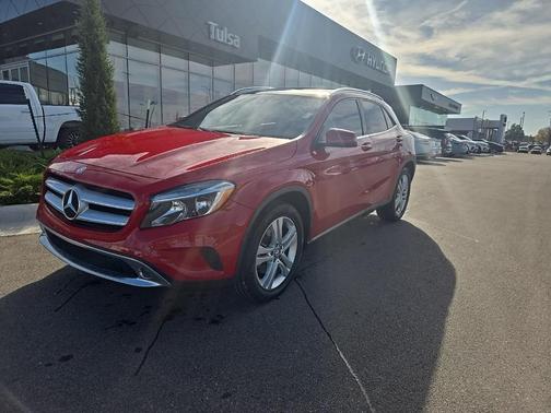 2017 Mercedes-Benz GLA 250 Base