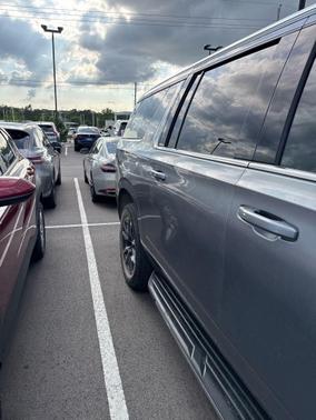 Sterling Gray Metallic 2023 Chevrolet Suburban LT