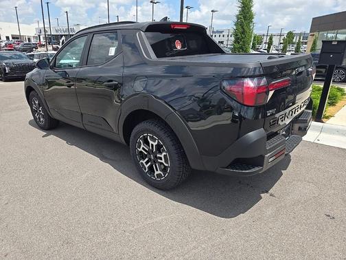Phantom Black 2025 Hyundai SANTA CRUZ XRT
