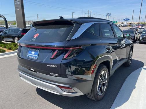2025 Hyundai TUCSON Hybrid SEL Convenience