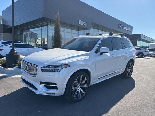 2023 Volvo XC90 B6 Ultimate 7-Seater