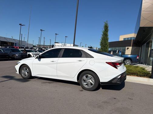 Serenity White 2025 Hyundai ELANTRA SE