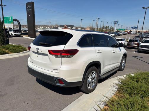 2017 Toyota Highlander Limited