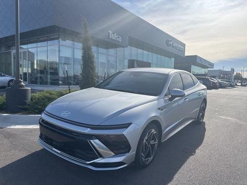 Aero Silver 2026 Hyundai SONATA SEL