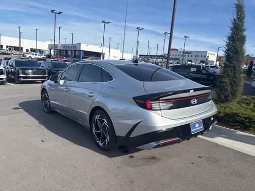 2026 Hyundai SONATA SEL