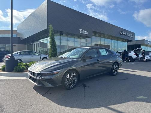 2025 Hyundai ELANTRA Sport