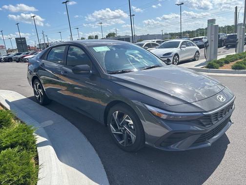 2025 Hyundai ELANTRA Sport