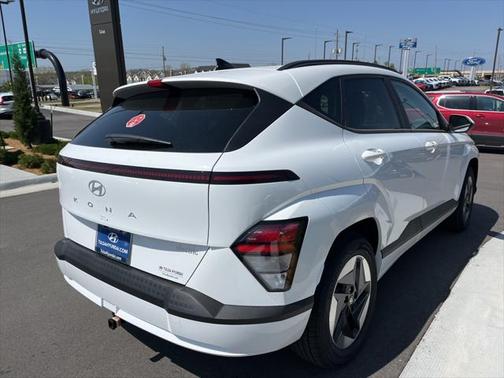 2025 Hyundai KONA EV SEL